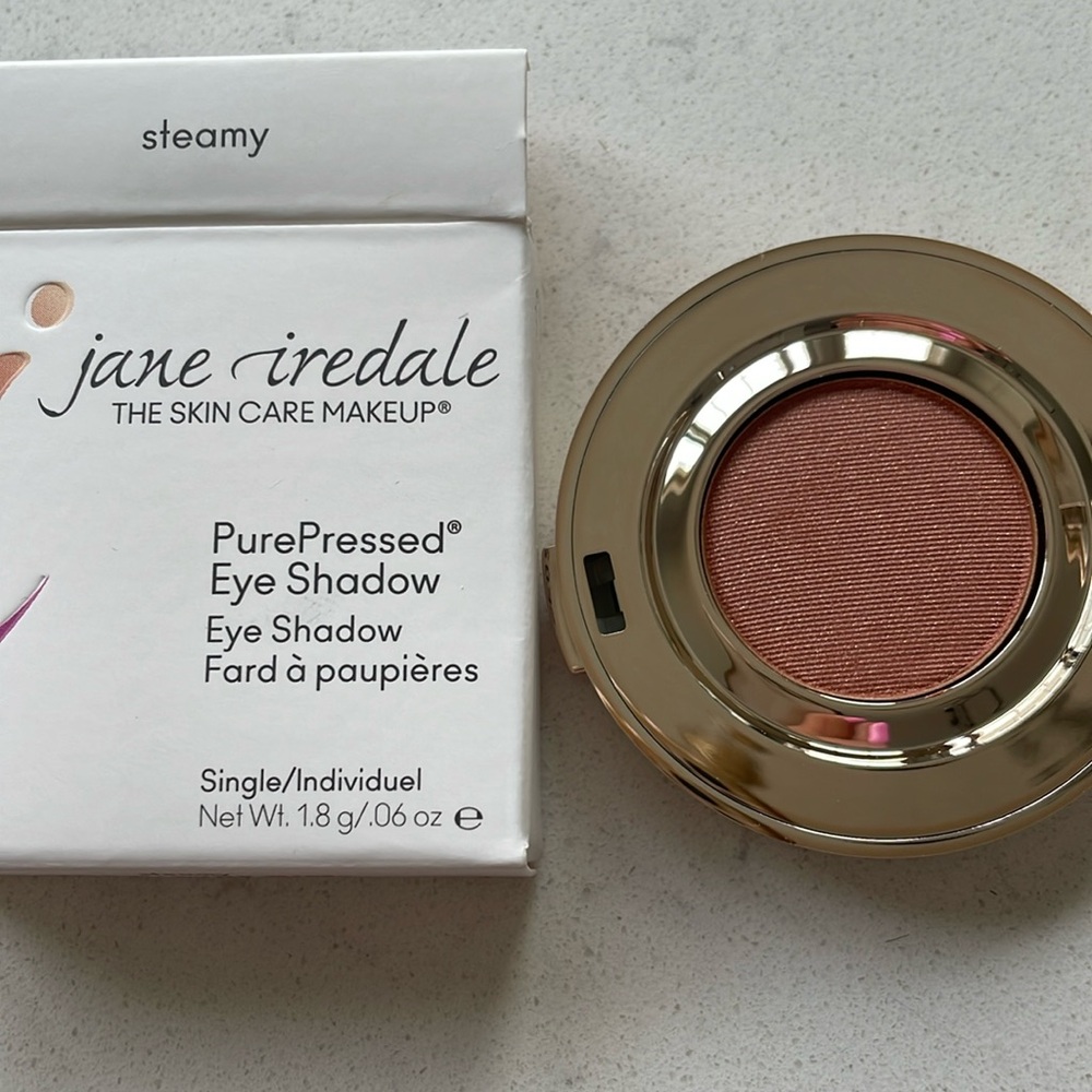 Eye shadow